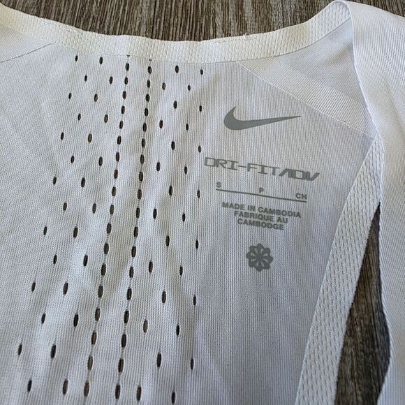 Nike AeroSwift Dri-FIT ADV Chicago Marathon Running Singlet Men Small FV6335-100 - Picture 5 of 9
